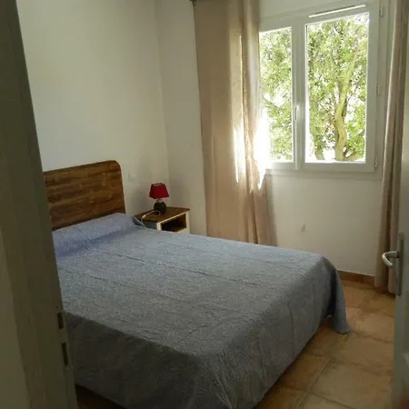 Au Clos Des Faysses Holiday home *
